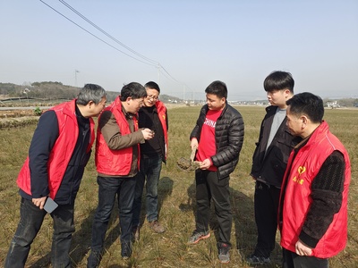 【一改兩為系列報道9】太湖縣農技人員奏響志愿服務&ldquo;春耕曲&rdquo;